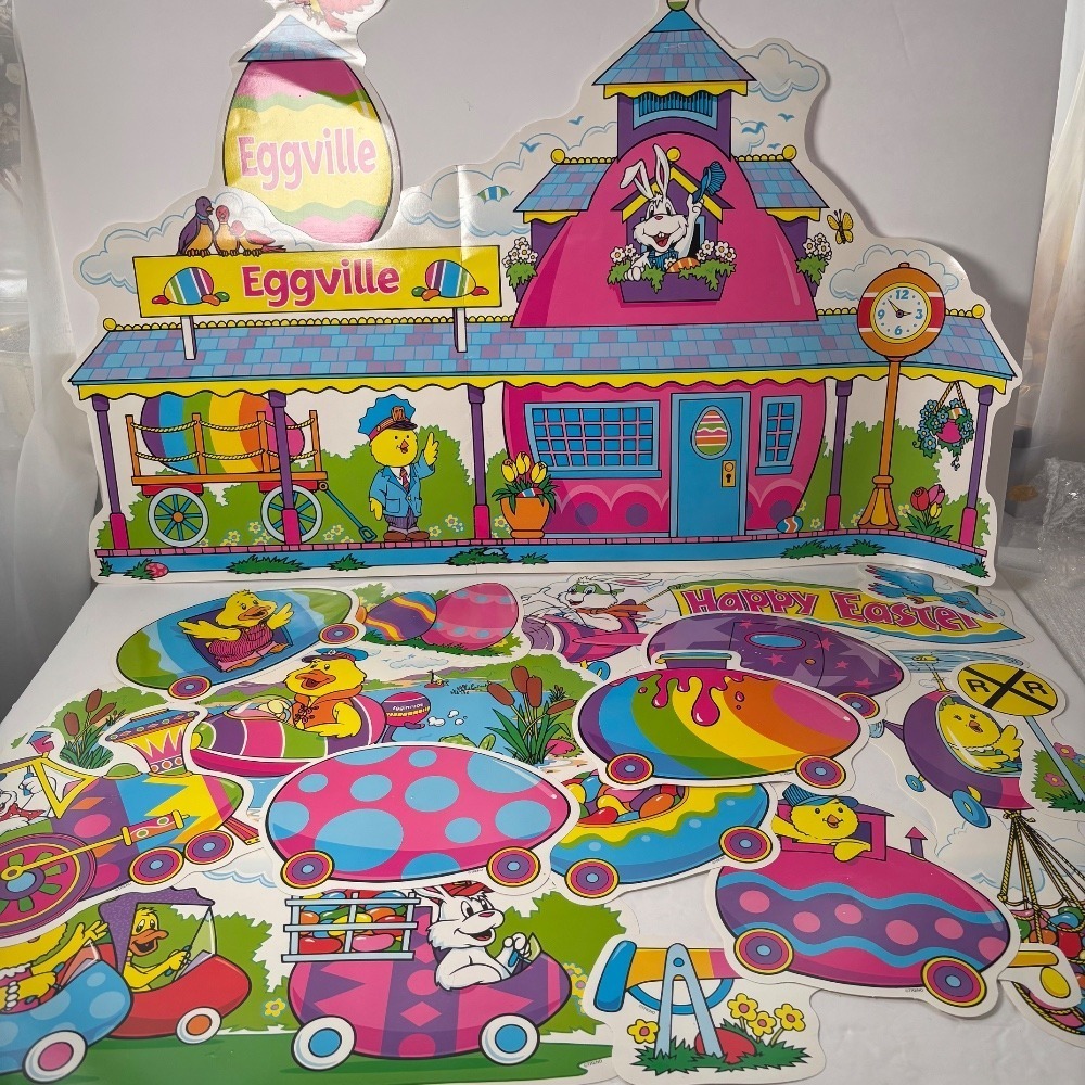 Vintage Trend Eggville Retro VIllage Die Cut Cardboard Easter‎ Decoration Egg